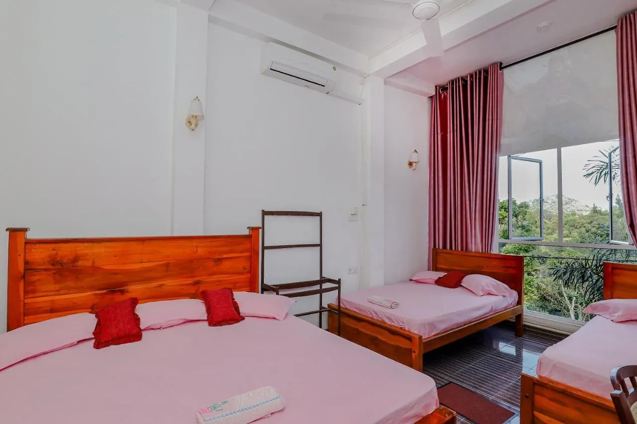 Delight Reich Hotel Peradeniya